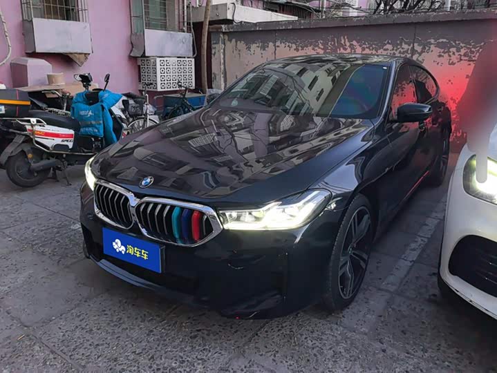 Фото 1 - BMW 6 Series GT