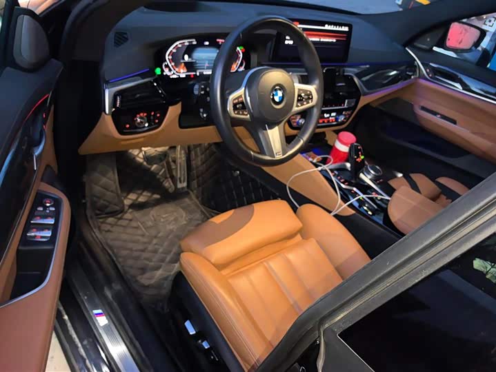 Фото 9 - BMW 6 Series GT