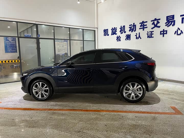 Фото 7 - Mazda CX-30