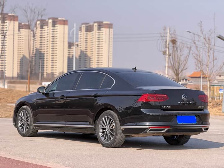 Фото 4 - Volkswagen Magotan