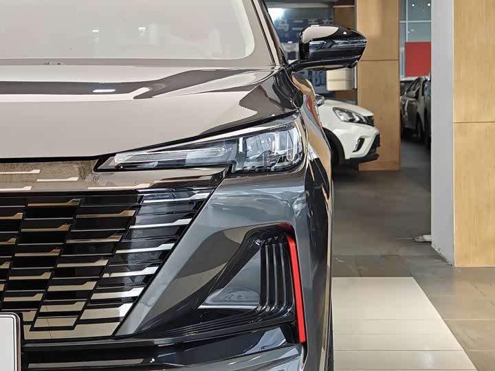 Фото 2 - Changan CS55 Plus