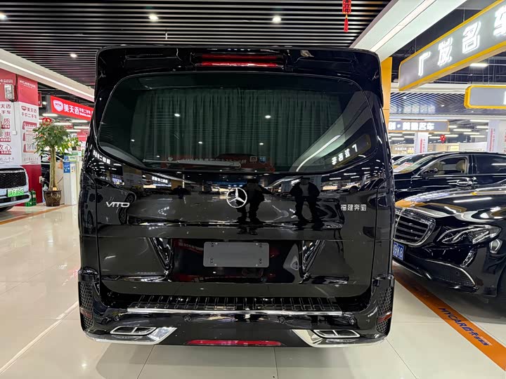 Фото 9 - Mercedes-Benz Vito