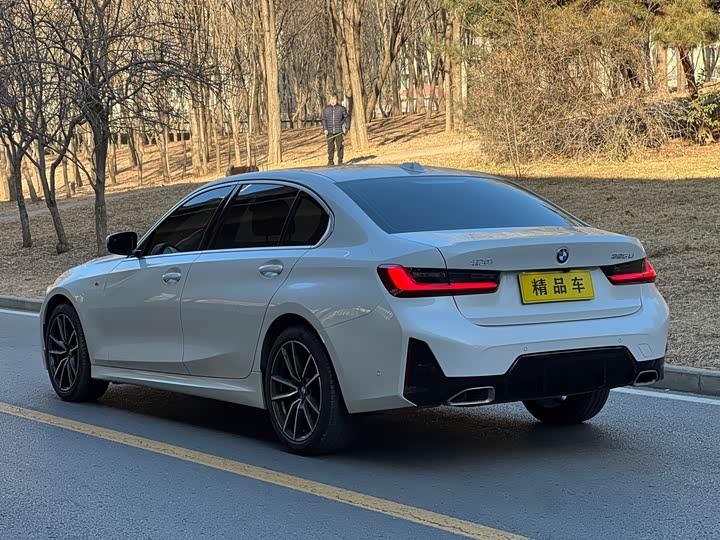 Photo 5 - BMW 3 Series