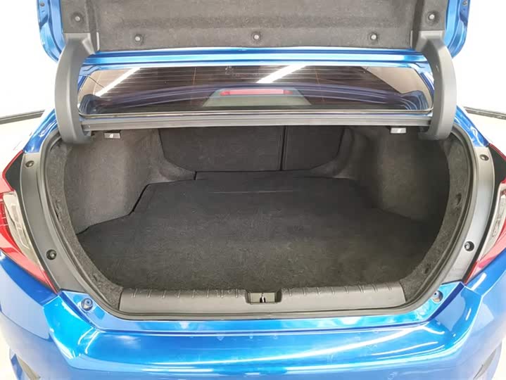 Фото 4 - Honda Civic