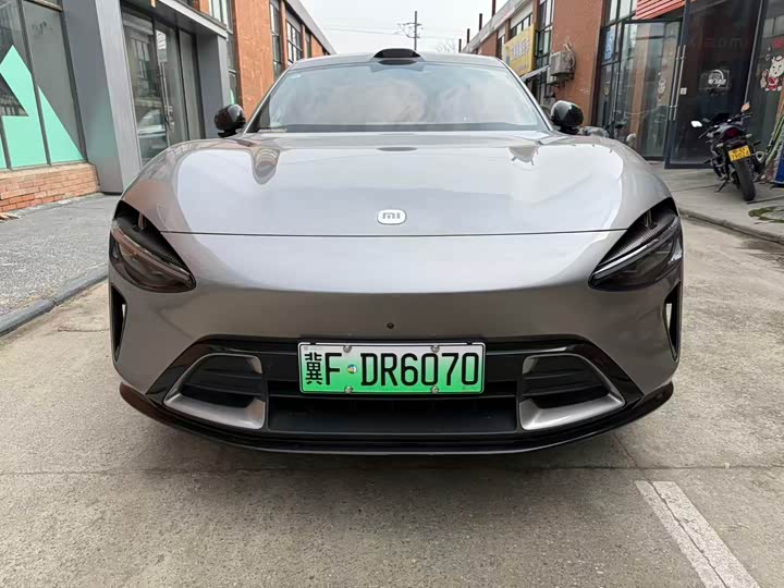 Фото 2 - Xiaomi YU7