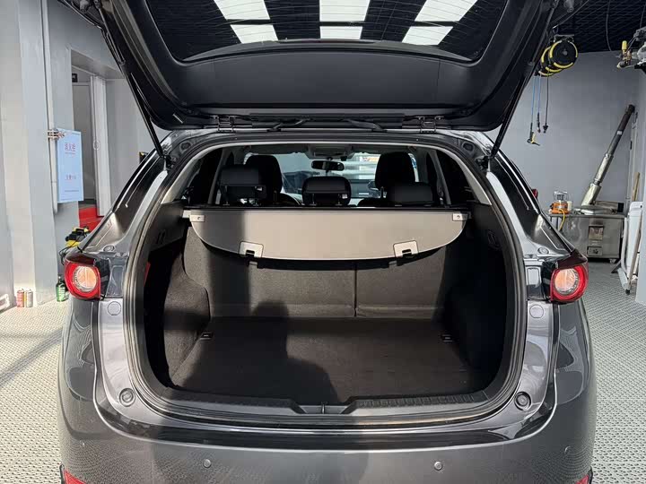 Photo 8 - Mazda CX-5