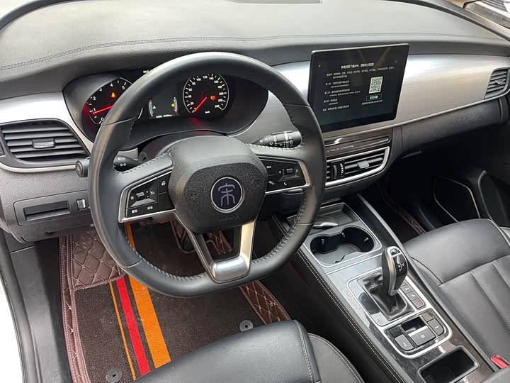 Фото 5 - BYD Song Max