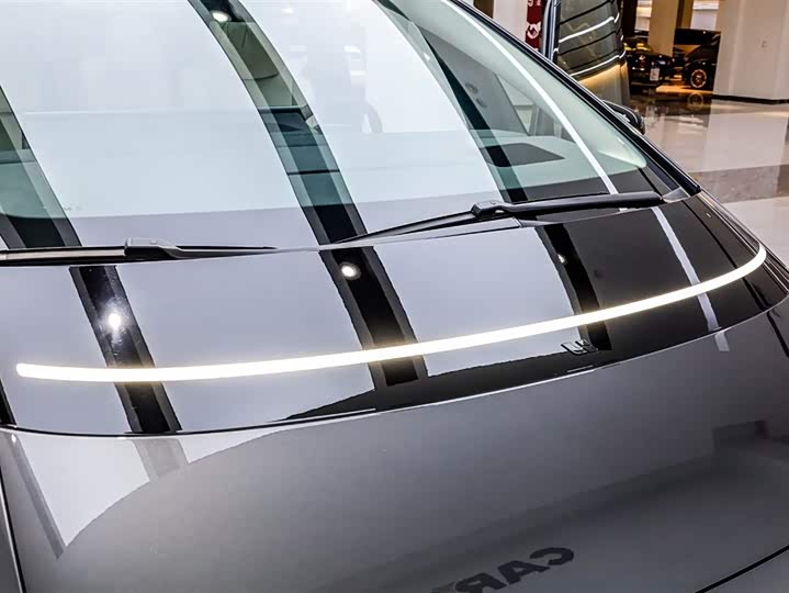 Фото 8 - LiXiang Mega