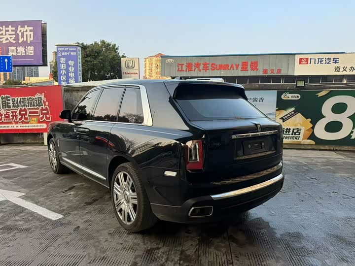 Фото 5 - Rolls-Royce Cullinan