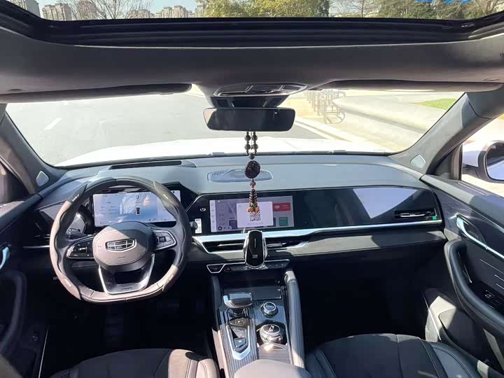 Photo 6 - Geely Monjaro