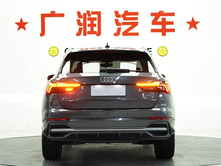 Фото 4 - Audi Q3