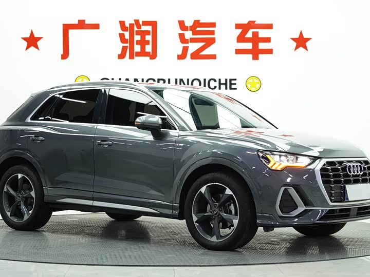 Фото 6 - Audi Q3