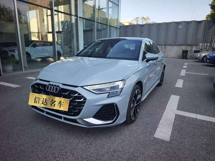 Фото 1 - Audi A3