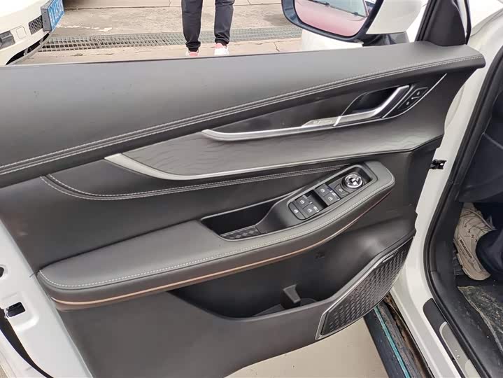 Фото 7 - Exeed LX C-DM Hybrid