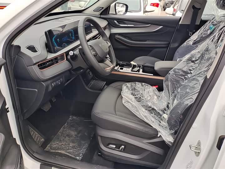 Фото 9 - Exeed LX C-DM Hybrid