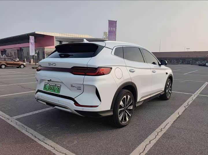 Фото 2 - BYD Song Plus Hybrid/EV