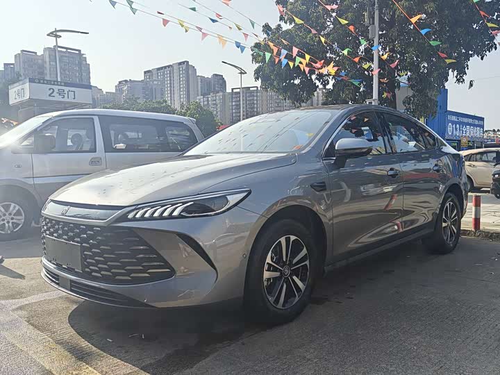Фото 1 - BYD Qin Plus