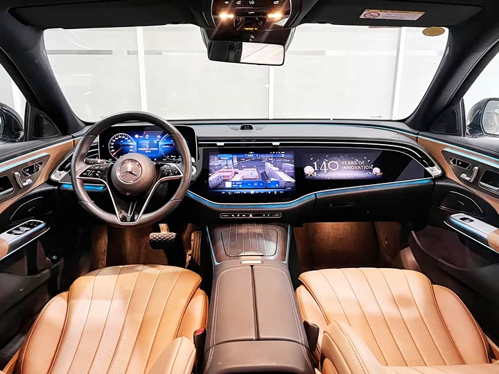 Фото 8 - Mercedes-Benz E-Class Hybrid