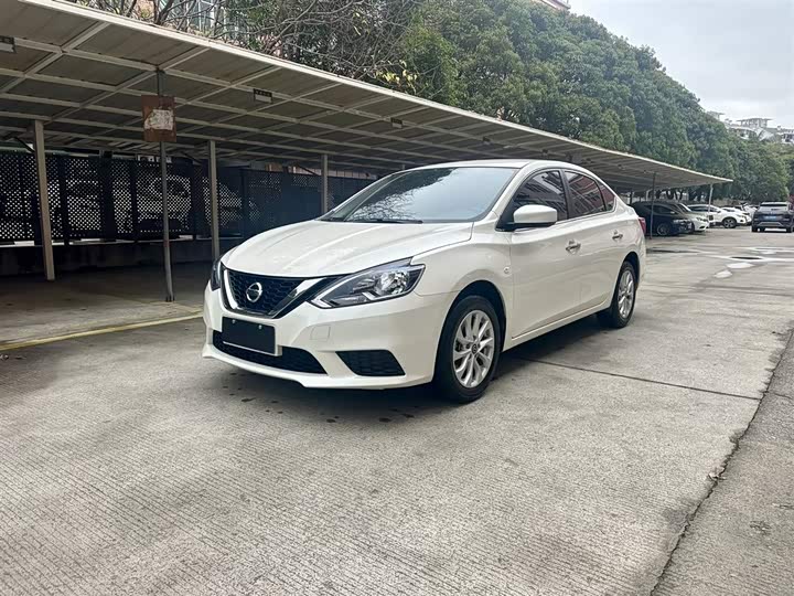 Фото 1 - Nissan Sylphy