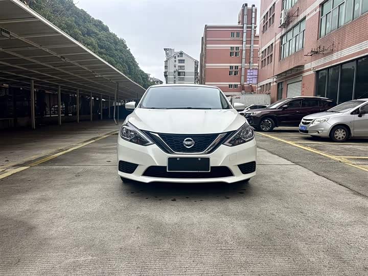 Фото 2 - Nissan Sylphy