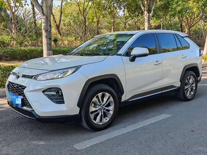 Фото 1 - Toyota Wildlander