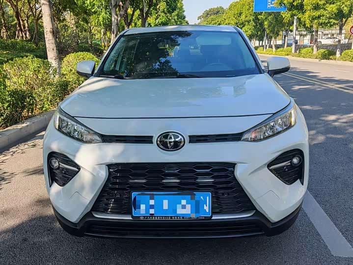 Фото 2 - Toyota Wildlander