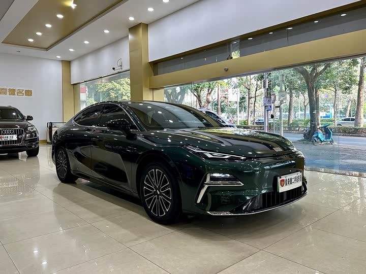 Фото 6 - Geely Galaxy Starshine 8 EM-i