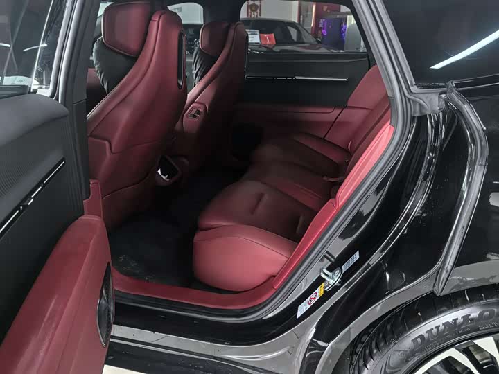 Фото 8 - Avatr 12