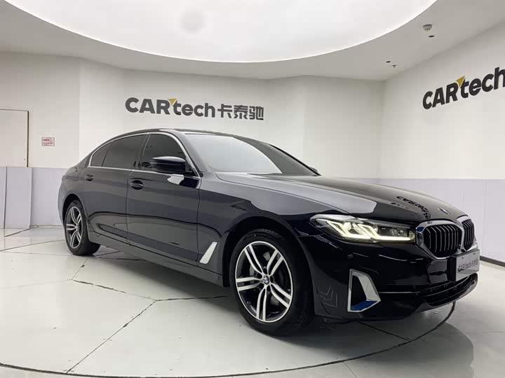 Фото 2 - BMW 5 Series