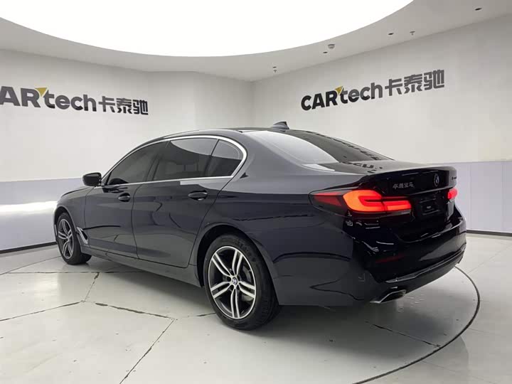 Фото 7 - BMW 5 Series