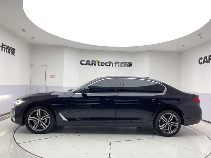 Фото 8 - BMW 5 Series