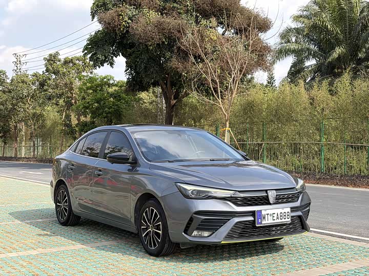 Фото 3 - Roewe i5