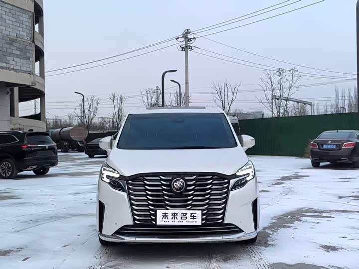 Фото 2 - Buick GL8 ES