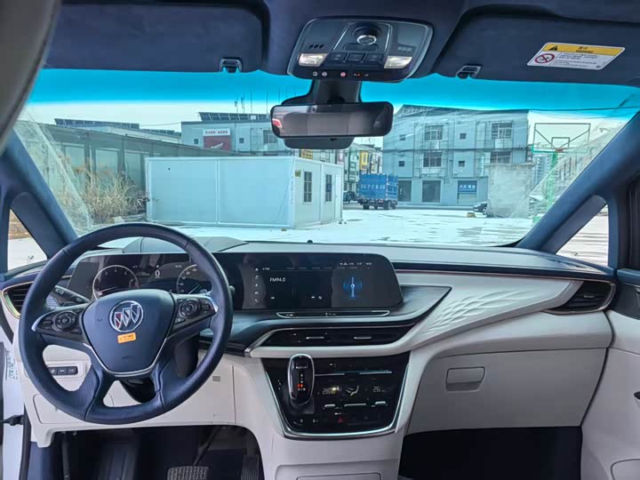 Фото 7 - Buick GL8 ES