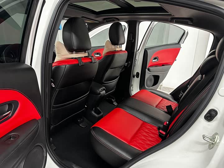 Фото 8 - Honda XR-V