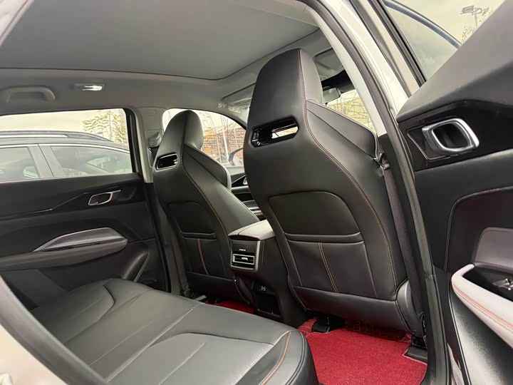 Фото 9 - Changan Oshan Z6