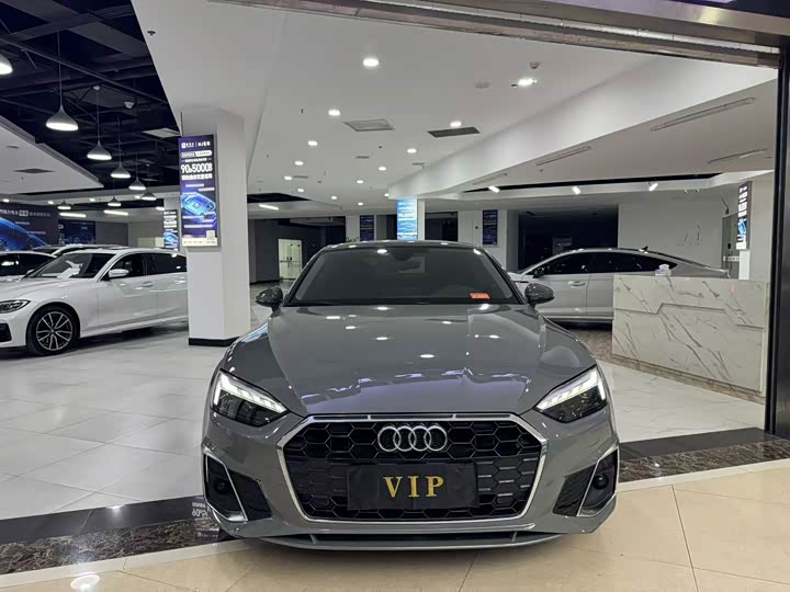 Фото 2 - Audi A5