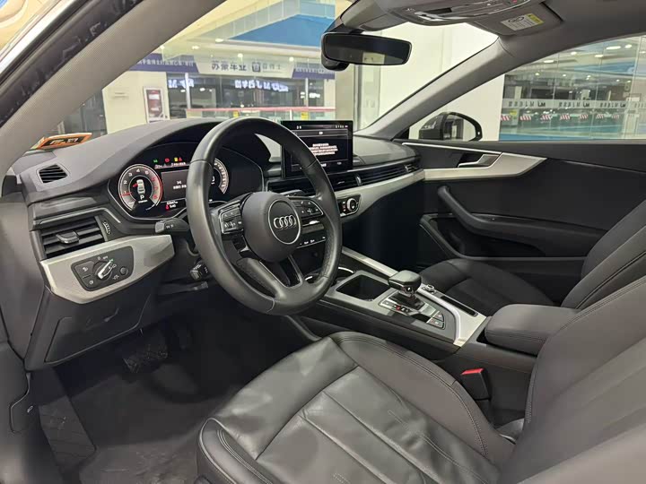 Фото 4 - Audi A5