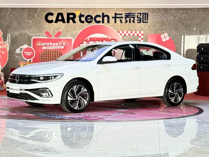 Фото 1 - Volkswagen Bora