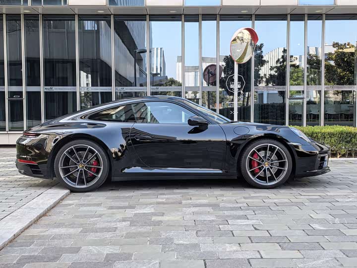 Фото 5 - Porsche 911