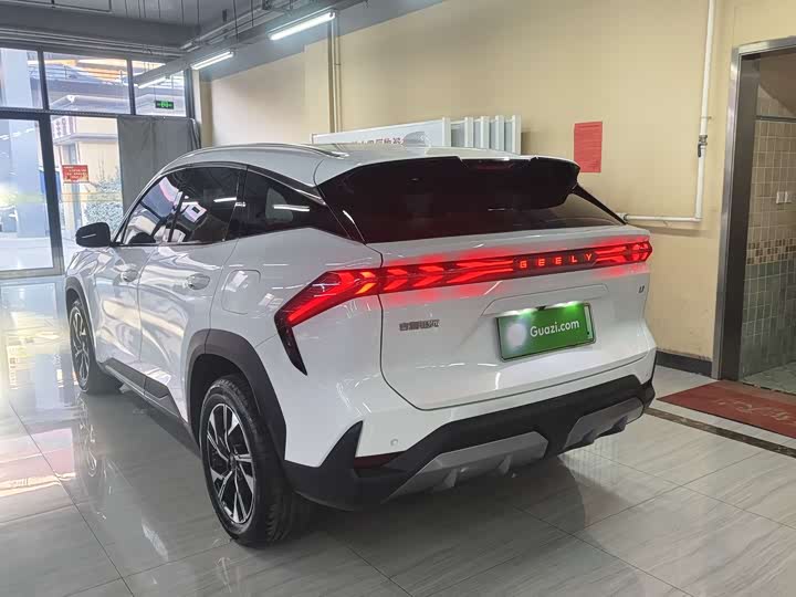 Фото 6 - Geely Galaxy L7