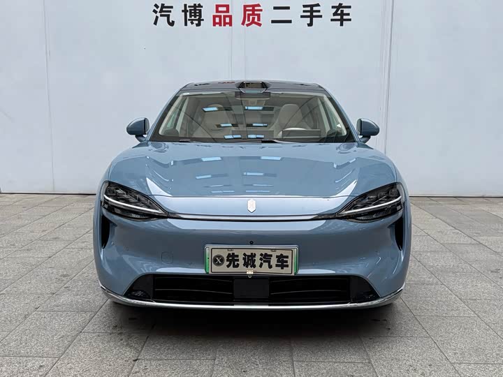 Фото 2 - Luxeed R7