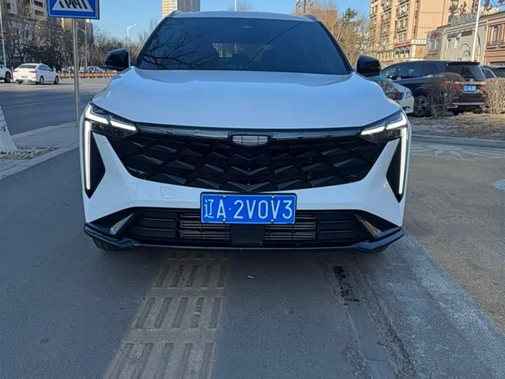 Фото 2 - Geely Atlas