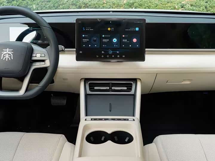 Фото 4 - BYD Qin L