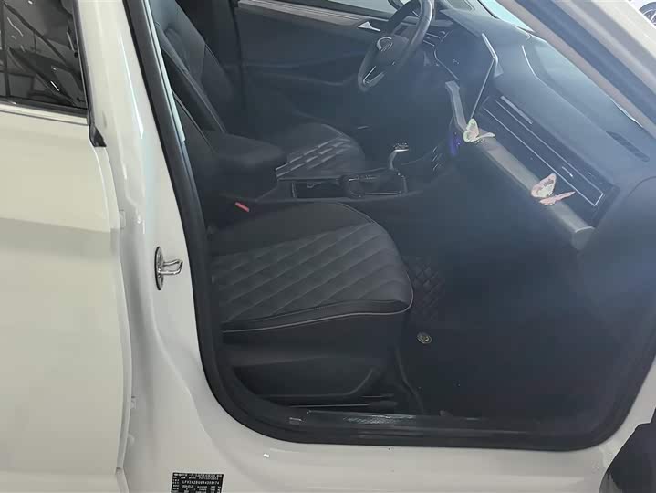 Фото 8 - Volkswagen Sagitar L