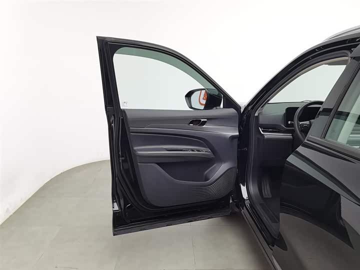 Фото 8 - Ford Equator Sport