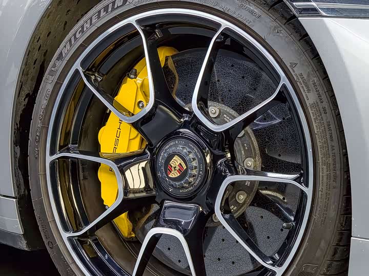 Фото 8 - Porsche 911