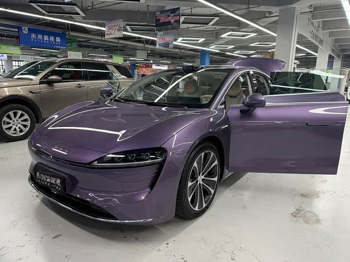 Фото 1 - Luxeed S7