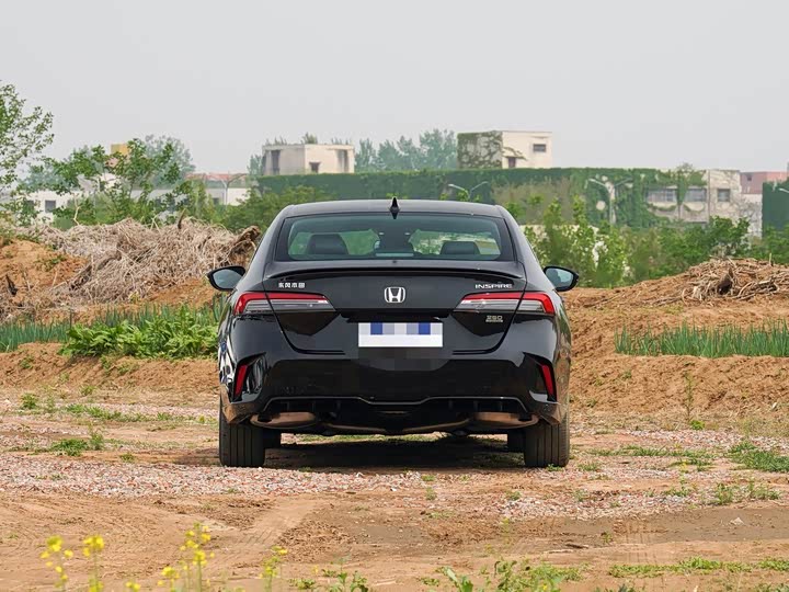 Фото 5 - Honda Inspire