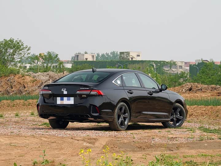 Фото 6 - Honda Inspire